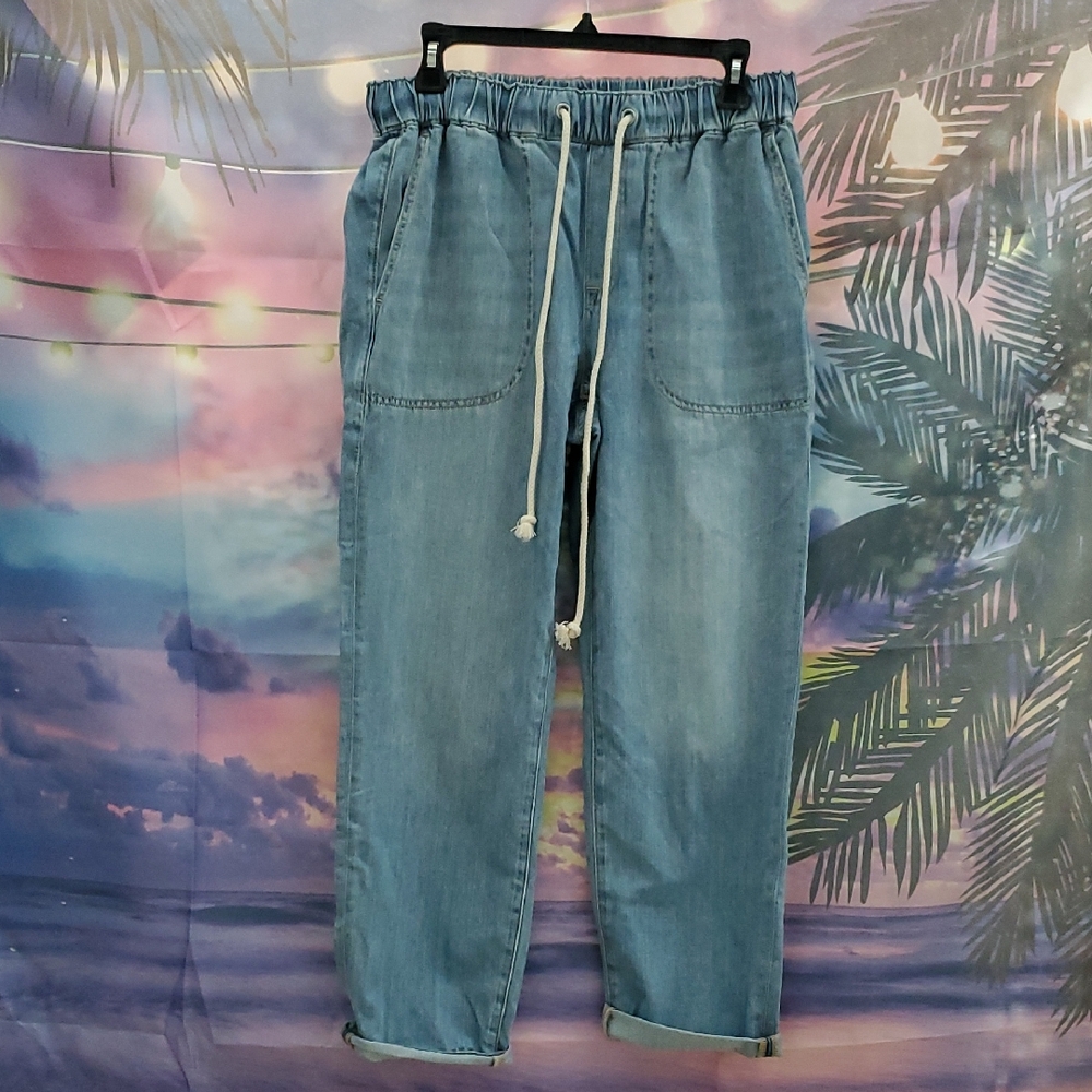 J.CREW  Wome Jogger Denim Drawstring Jeans.